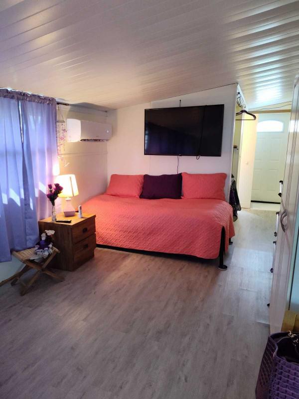 1987 Mobile Home