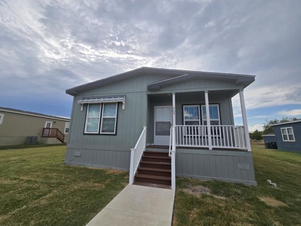 2022 Clayton Mobile Home For Rent