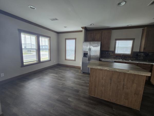 2022 Clayton 32DEV28442D Mobile Home