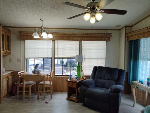 1987 Mobile Home