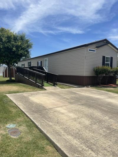 Mobile Home at 7109 W Loop 1604N Lot #200 San Antonio, TX 78254