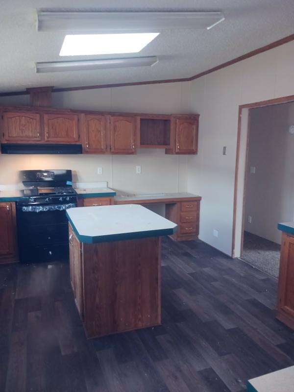 1996 Four Seasons Mobile Home