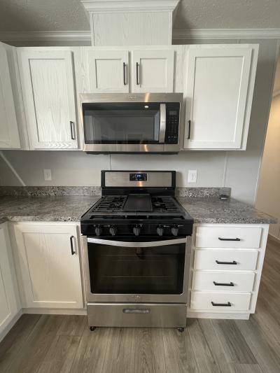 Photo 3 of 8 of home located at 69 Ashley Circle #69 Swartz Creek, MI 48473