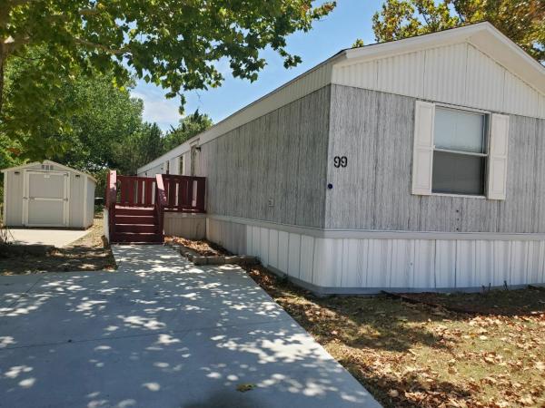 2009 Clayton Homes Inc Yes Mobile Home