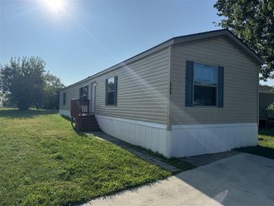 Mobile Home at 2220 Dunkelburg Rd Lot#545 Fort Wayne, IN 46819