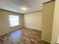 2018 LH168032AF  Home