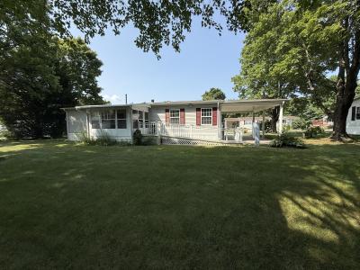 Photo 3 of 11 of home located at 6 Tanglewood Drive Cream Ridge, NJ 08514