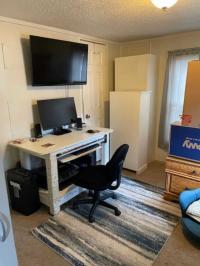 1986 Holly Custom Manufactured Home