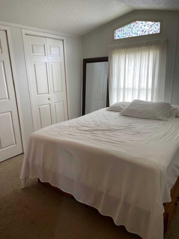 1986 Holly Custom Manufactured Home