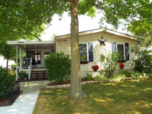 1984 Champion Manufactured Home