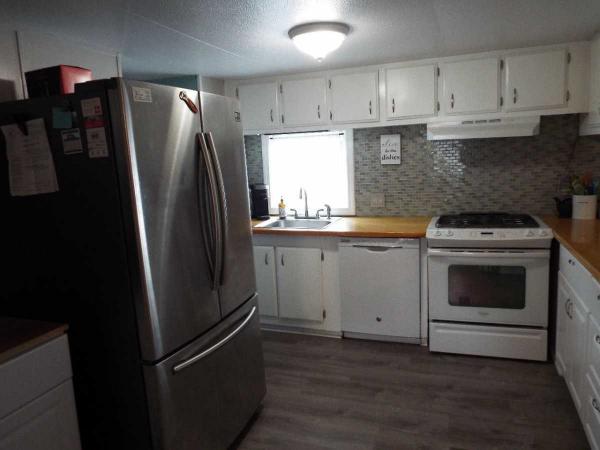 1984 Champion Manufactured Home