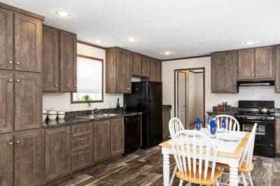 Mobile Home at 15 Pine Highland, MI 48357