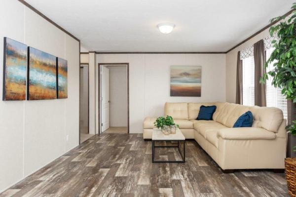 2021 Clayton Pulse - 5628-732  Home