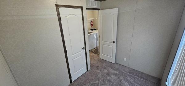 2021 Redman Advantage II  Home
