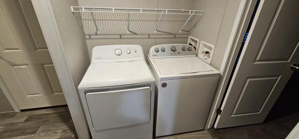 2021 Redman Advantage II  Home
