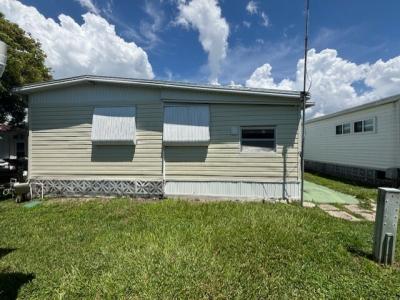 Photo 5 of 8 of home located at 508 44th Ave. E. Lot B-22 Bradenton, FL 34203