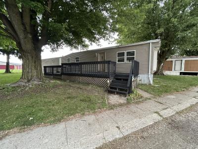 Mobile Home at 804 N Jefferson St Lot 1 Silver Lake, IN 46982