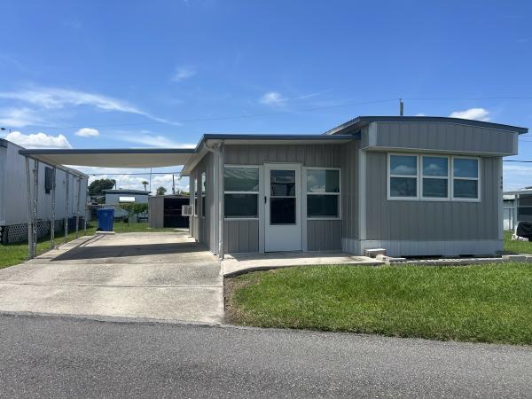 1972 TOWN Mobile Home For Sale