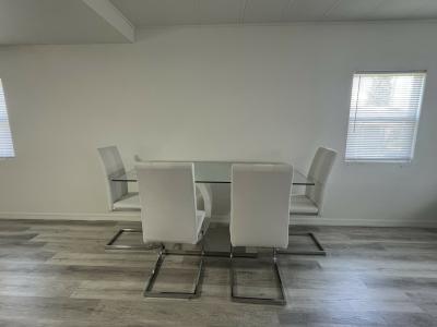 Photo 4 of 28 of home located at 639 American Way Lakeland, FL 33815