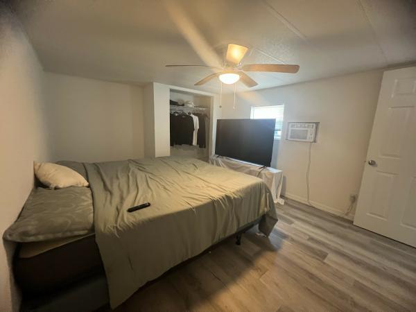 1972 TOWN Mobile Home For Sale