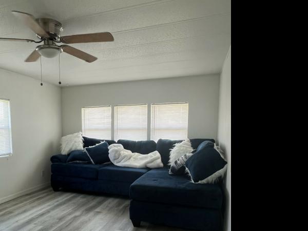 1972 TOWN Mobile Home For Sale