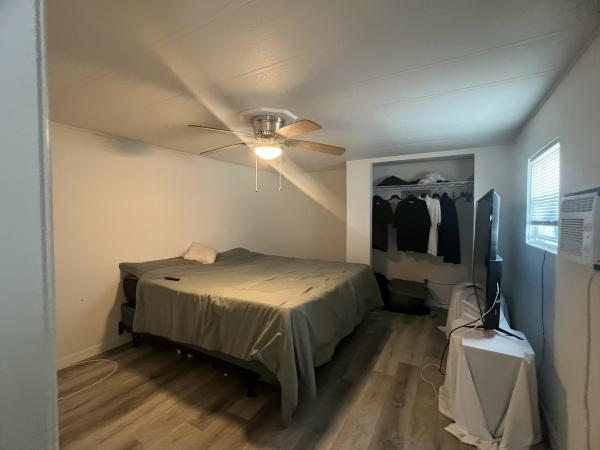 1972 TOWN Mobile Home For Sale