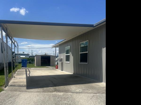 1972 TOWN Mobile Home For Sale