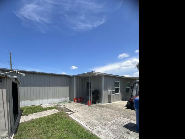 1972 TOWN Mobile Home For Sale