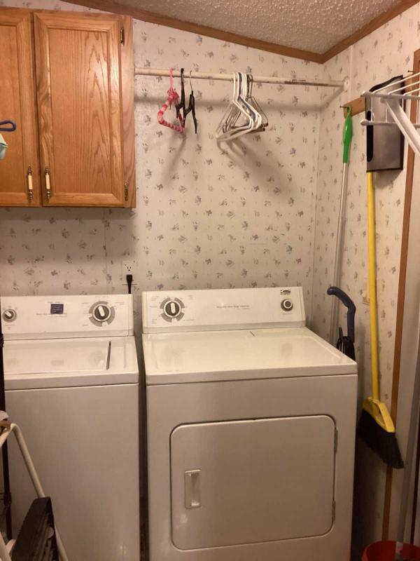 1996 Clayton Homes Southern Star Mobile Home
