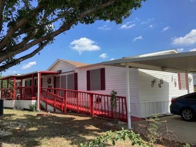 Photo 1 of 17 of home located at 11048 Peninsula Ln Fort Worth, TX 76244