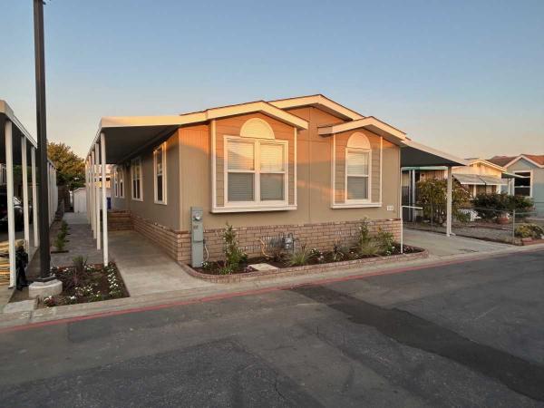 2005 Golden West GP562A Manufactured Home