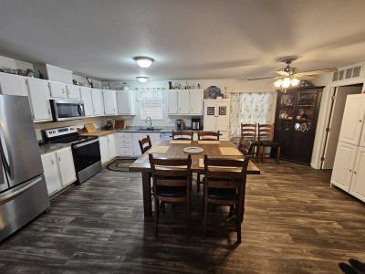 Photo 4 of 8 of home located at 301 S Signal Butte #913 Apache Junction, AZ 85120