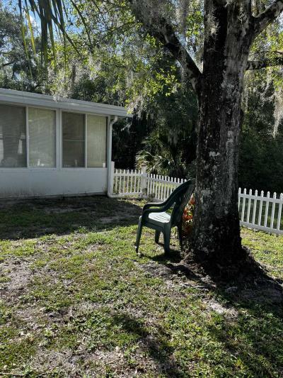 Photo 3 of 9 of home located at 526 Nutmeg Circle Deland, FL 32724