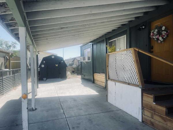 1993 SKYLINE WOOD MANOR Manufactured Home