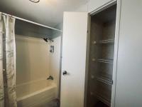 1993 SKYLINE WOOD MANOR Manufactured Home