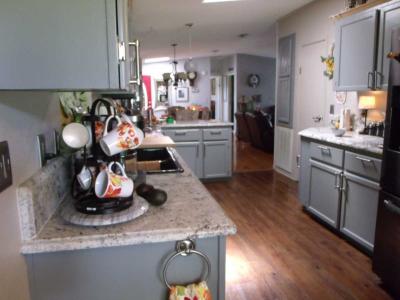 Photo 5 of 31 of home located at 4552 Delmar Dr. Lot #572 Lakeland, FL 33801