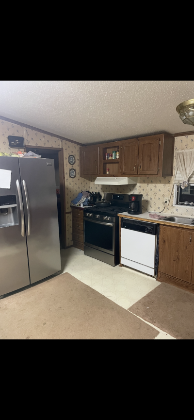 Mobile Home at 102 Magnolia Rd Adona, AR 72001