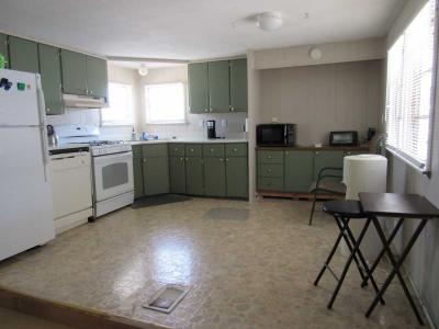 Photo 4 of 14 of home located at 3411 S. Camino Seco # 182 Tucson, AZ 85730