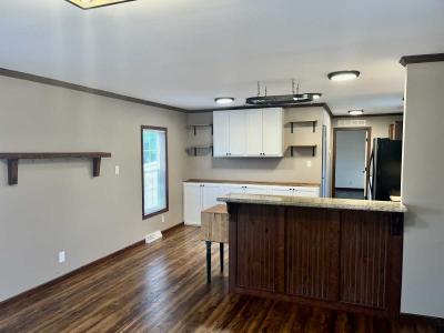 Photo 4 of 25 of home located at 7 North Mountainview Mhp Stony Point, NY 10980