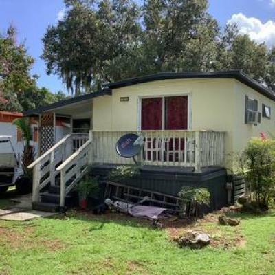 Photo 5 of 19 of home located at 12701 Sunset Harbor Road, #58 Weirsdale, FL 32195