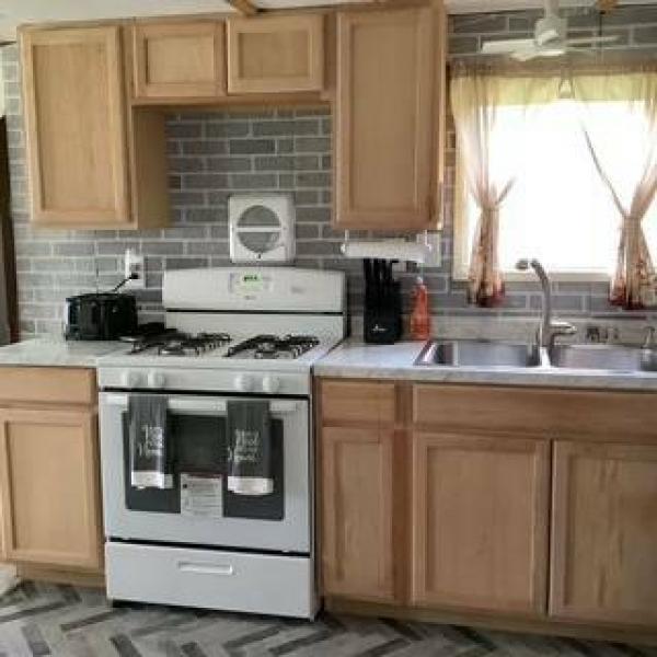1972 MONA Manufactured Home
