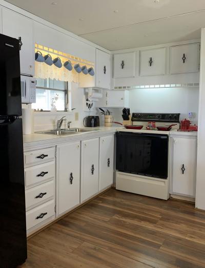 Photo 4 of 8 of home located at 2717 Phil Lane Sebring, FL 33870