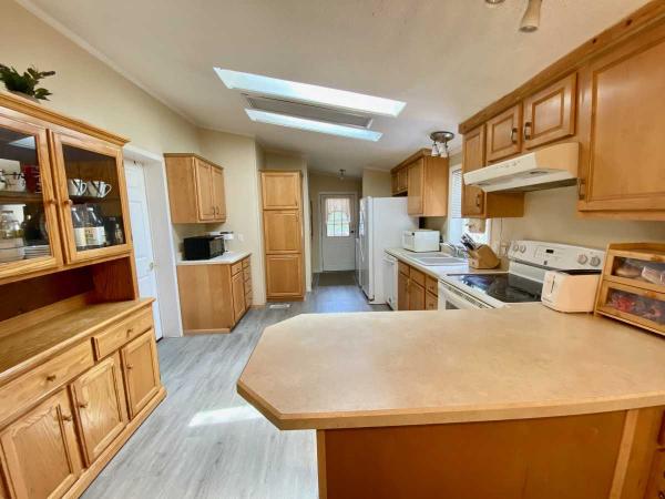 1995 Titan N/A Manufactured Home