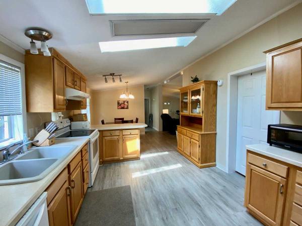 1995 Titan N/A Manufactured Home