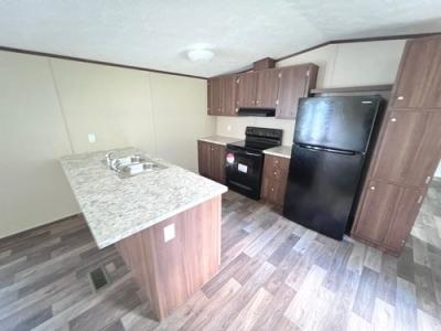 Photo 3 of 11 of home located at 1420 38th Ave NE Tuscaloosa, AL 35404