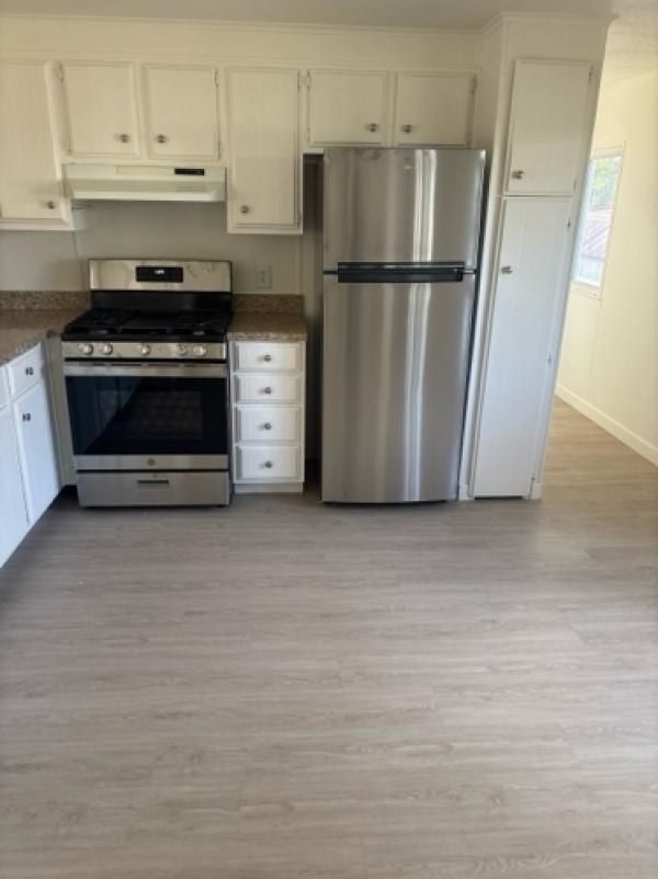 1975 CARH Manufactured Home