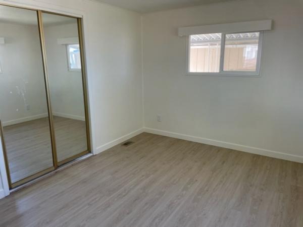 1975 CARH Manufactured Home
