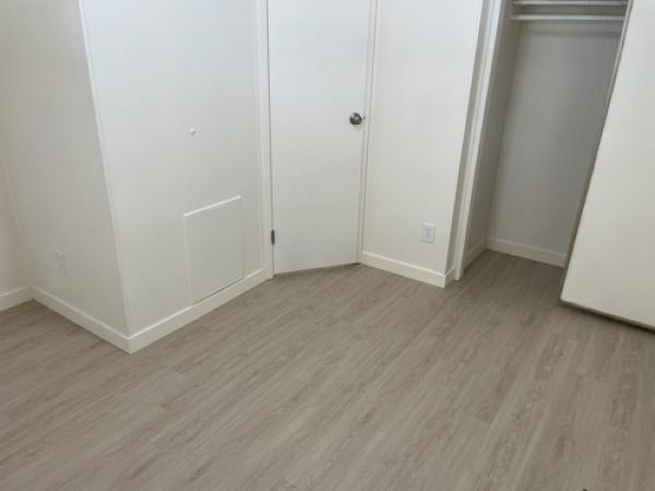 1975 CARH Manufactured Home