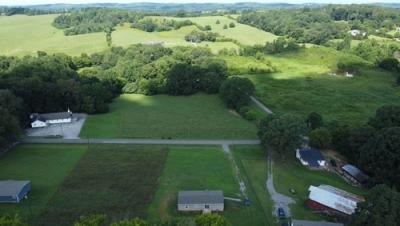 Photo 2 of 16 of home located at 390 Cr 326 Lot 3 Sweetwater, TN 37874