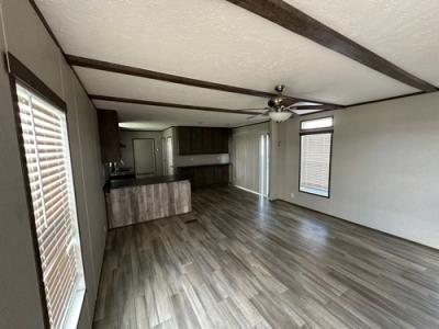 Photo 2 of 10 of home located at 15230 Meacham Rd Hopkinsville, KY 42240